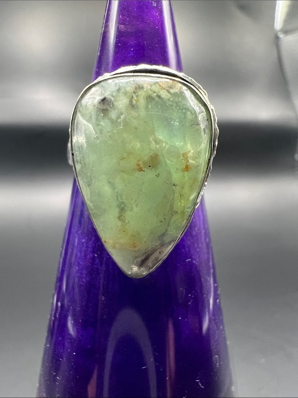 Prehnite Teardrop gemstone Ring - Size 8